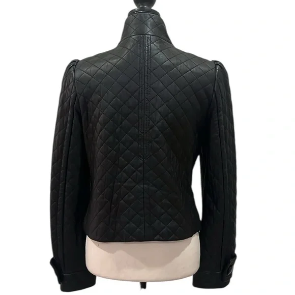 Peter Nygard Quilted Black Leather Jacket Cropped Fitted Size 6 - Picture 4 of 15